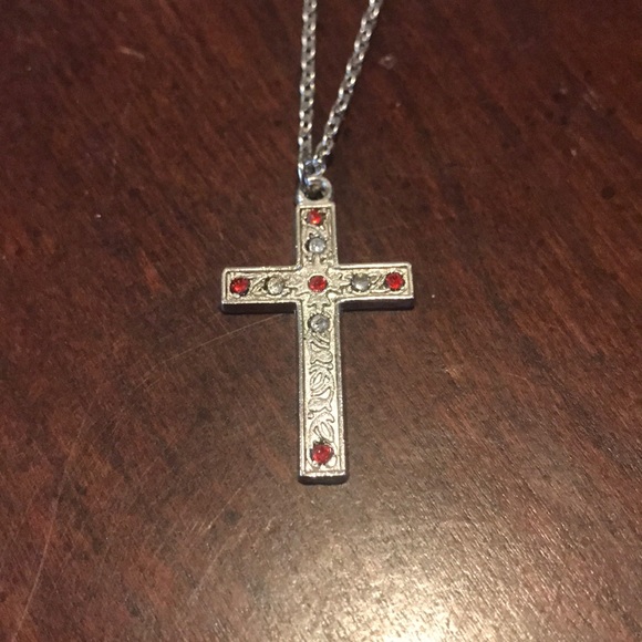 Vintage Lightweight Silvertone Gemstone Cross Necklace - Picture 2 of 7